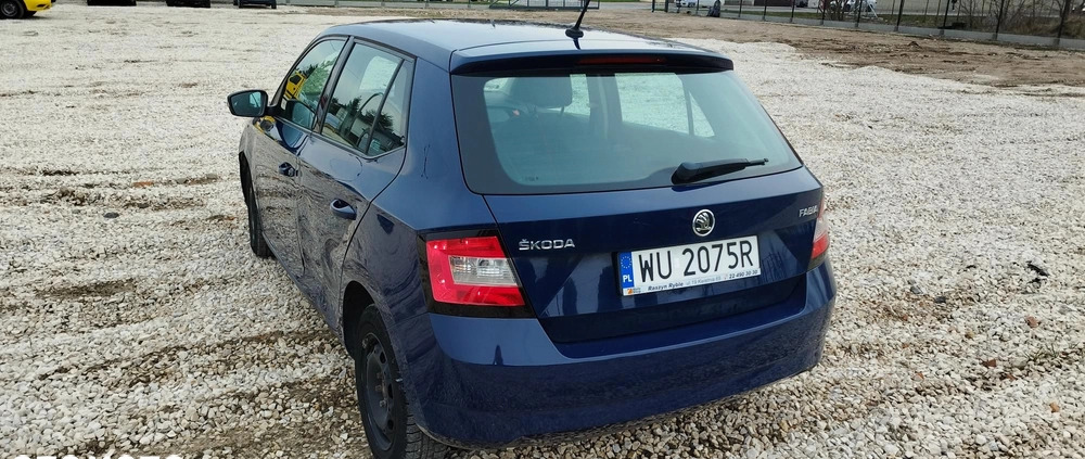 Skoda Fabia cena 17900 przebieg: 200000, rok produkcji 2017 z Warszawa małe 106